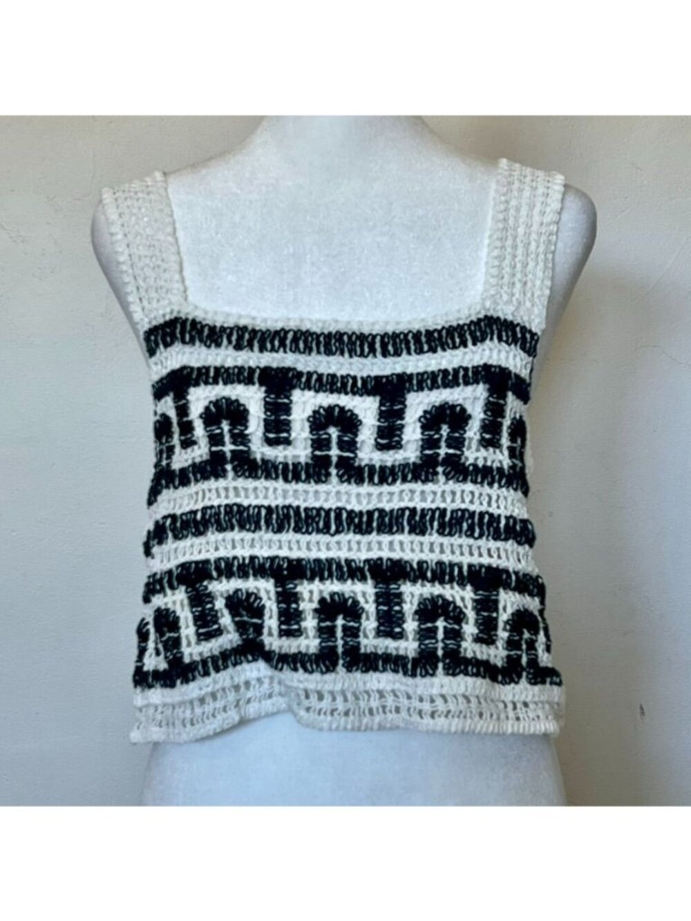 Boho Crochet Womens Sz S Crop Top Boho Geometric Open Knit Euro Summer Festival - Picture 2 of 13
